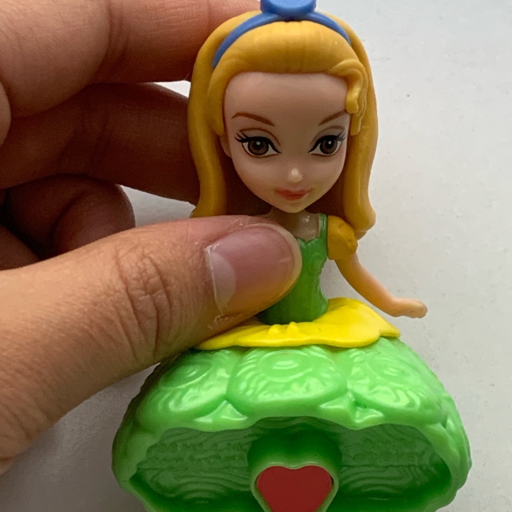 Disney Princess Bundle - Picture 2 of 7